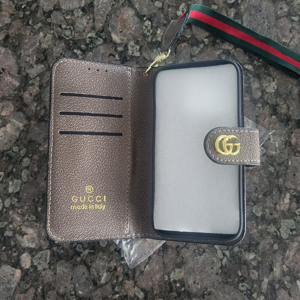 Phone case - Picture 2 of 3